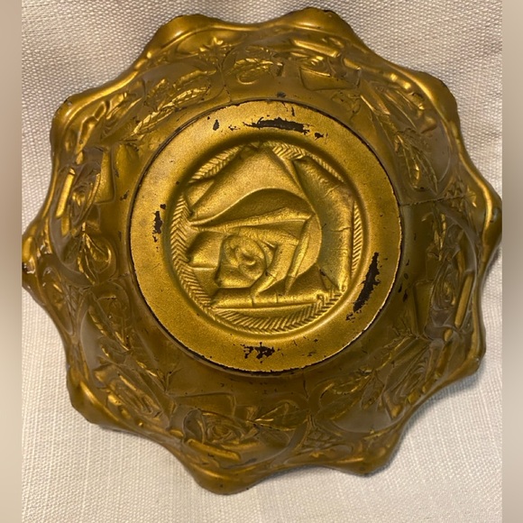 Antique 9.25” Goofas Glass Gold & Red Reverse Painted Bowl - Picture 2 of 3